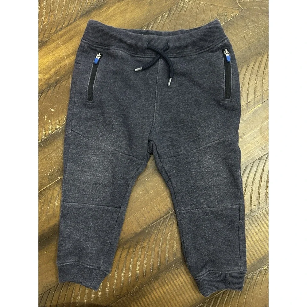 2T Boys Crew Neck Sweatshirt Cat & Jack, 12-18‎ mo Oshkosh jogger + LS Tee
